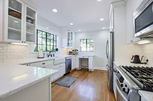 3711 Petoskey Ave, Mariemont, OH 45227 - Photo 14