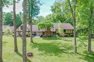 7261 Candlewyck Ct, Centerville, OH 45459 - Photo 6