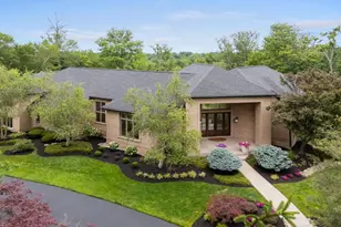 5035 Taft Pl, Indian Hill, OH 45243 - Photo 1