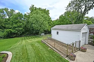 2424 Lysle Ln, Norwood, OH 45212 - Photo 36