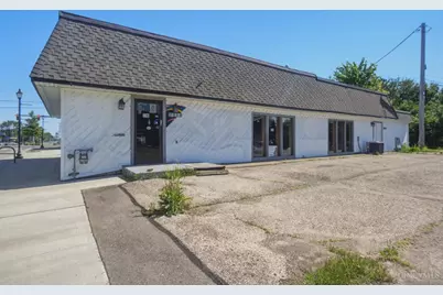 136 N Broad Street, Fairborn, OH 45324 - Photo 1