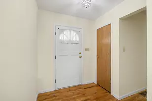 1690 Yellowglen Dr, Anderson Township, OH 45255 - Photo 6
