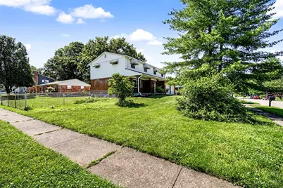 1690 Yellowglen Drive, Anderson Township, OH 45255 - Photo 4