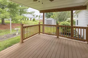 488 Misty Dawn Rd, Hamilton Township, OH 45039 - Photo 10