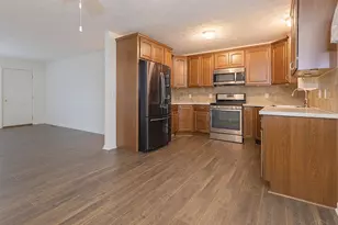 488 Misty Dawn Rd, Hamilton Township, OH 45039 - Photo 14
