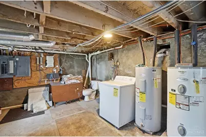 243 W Vine Street, Reading, OH 45215 - Photo 30