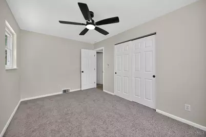 4074 E Kemper Road, Sharonville, OH 45241 - Photo 22