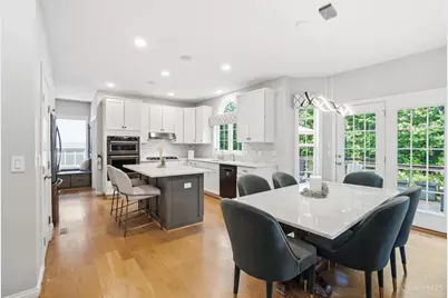 7484 Hunters Trail, West Chester, OH 45069 - Photo 12