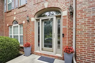 7484 Hunters Tr, West Chester, OH 45069 - Photo 4