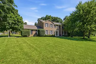 10085 Sonya Ln, West Chester, OH 45241 - Photo 2