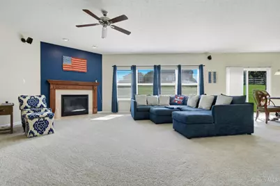6072 Spring Lake Drive, Fairfield Township, OH 45011 - Photo 8