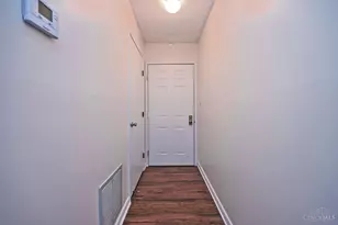 1009 Cedar Ridge Dr, Pierce Township, OH 45245 - Photo 8