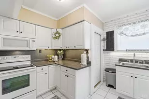 1639 Sutton Ave, Cincinnati, OH 45230 - Photo 10