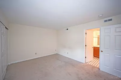 1109 Wittshire Lane, Cincinnati, OH 45255 - Photo 18