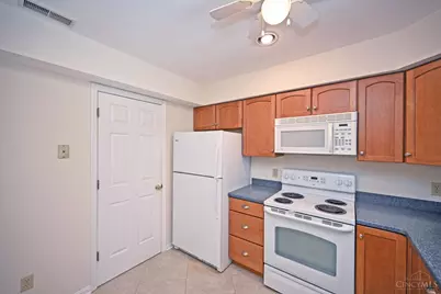 1109 Wittshire Lane, Cincinnati, OH 45255 - Photo 14
