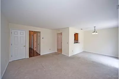 1109 Wittshire Lane, Cincinnati, OH 45255 - Photo 8