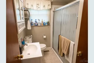 517 Rockford Drive, Hamilton, OH 45013 - Photo 12