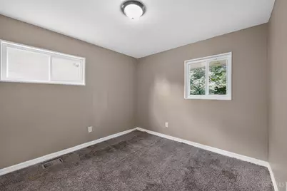 8760 Grenada Drive, Cincinnati, OH 45231 - Photo 24