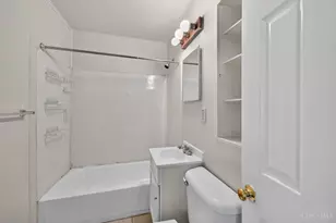 1910 Ashbrook Dr, Cincinnati, OH 45238 - Photo 20