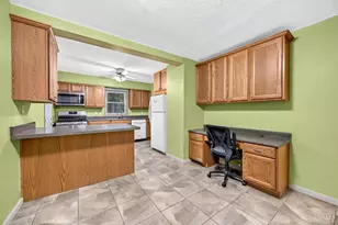 6480 Ridgefield Dr, Springfield Township, OH 45224 - Photo 4