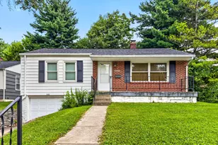 6480 Ridgefield Dr, Springfield Township, OH 45224 - Photo 1