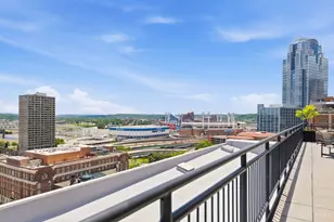 400 Pike St, Cincinnati, OH 45202 - Photo 12