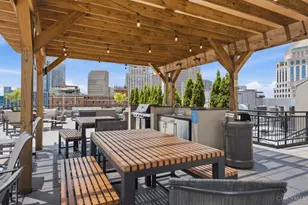 400 Pike St, Cincinnati, OH 45202 - Photo 20