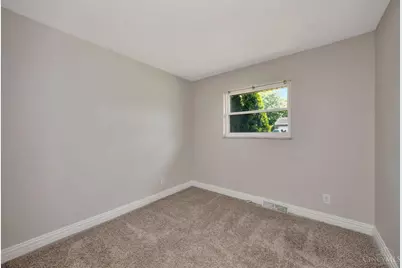 2468 Fulbourne Drive, Colerain Township, OH 45231 - Photo 20