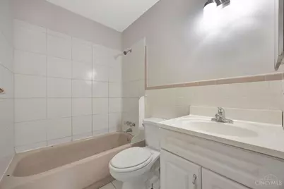 2468 Fulbourne Drive, Colerain Township, OH 45231 - Photo 18