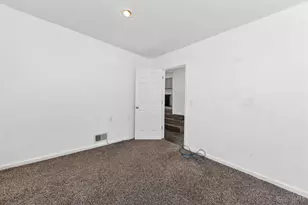4077 McLean Dr, Union Township, OH 45255 - Photo 30