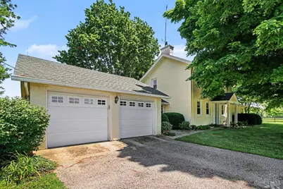 1862 E Fosters Maineville Road, Hamilton Township, OH 45152 - Photo 4