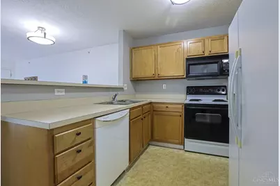 10300 West Road #20, Harrison, OH 45030 - Photo 12