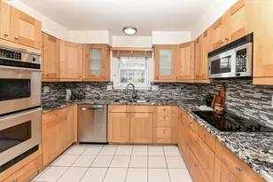 854 Rue De La Paix, Cincinnati, OH 45220 - Photo 14