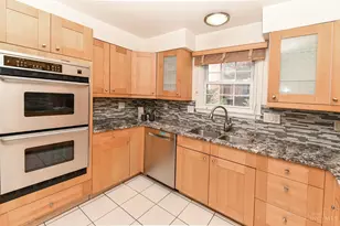854 Rue De La Paix, Cincinnati, OH 45220 - Photo 16