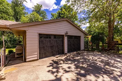1001 Cedar Drive, Oxford, OH 45056 - Photo 24