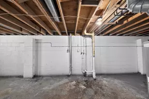 9845 Loralinda Dr, Colerain Township, OH 45251 - Photo 26