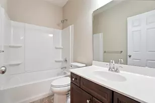 924 Valleywatch Dr, Springfield Township, OH 45231 - Photo 28