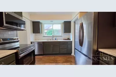 1127 W North Bend Dr, Cincinnati, OH 45224 - Photo 6