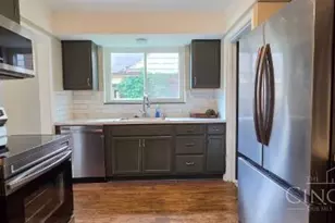 1127 W North Bend Dr, Cincinnati, OH 45224 - Photo 6