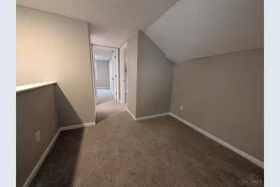 1127 W North Bend Dr, Cincinnati, OH 45224 - Photo 20