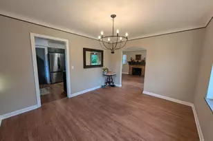 1127 W North Bend Dr, Cincinnati, OH 45224 - Photo 4