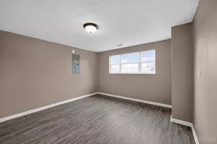74 E Main St, Miami Township, OH 45001 - Photo 16