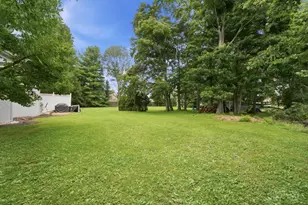 512 Lorelei Dr, Perry Township, OH 45118 - Photo 30