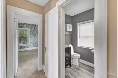 2775 Robertson Avenue, Cincinnati, OH 45209 - Photo 24