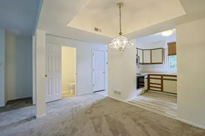 5557 Kiplington Drive, Cincinnati, OH 45239 - Photo 12