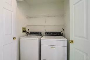 5557 Kiplington Dr, Cincinnati, OH 45239 - Photo 22