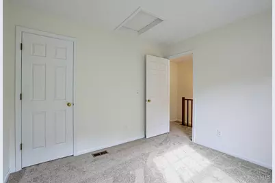 5557 Kiplington Drive, Cincinnati, OH 45239 - Photo 20