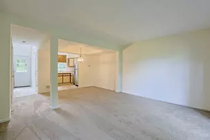 5557 Kiplington Dr, Cincinnati, OH 45239 - Photo 8