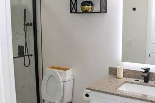 903 Clearfield Ln, Springdale, OH 45240 - Photo 16