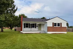 308 Clara Dr, Trenton, OH 45067 - Photo 2